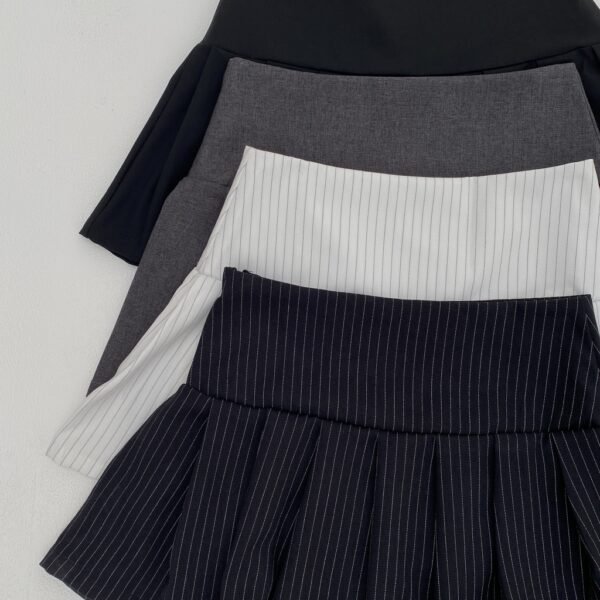 Her Official - NOI SKORT / Mini Pleated Skort