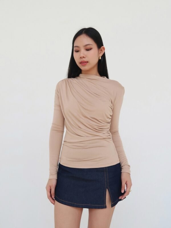 ginee_20260728231035708_3679427854.jpeg Her Official - CALLIE TOP LONG SLEEVE / Lengan Panjang