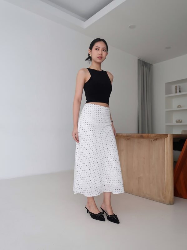 ginee_20260728231223932_7603945225.jpeg Her Official - MONROE SKIRT / Polkadot Midi Skirt