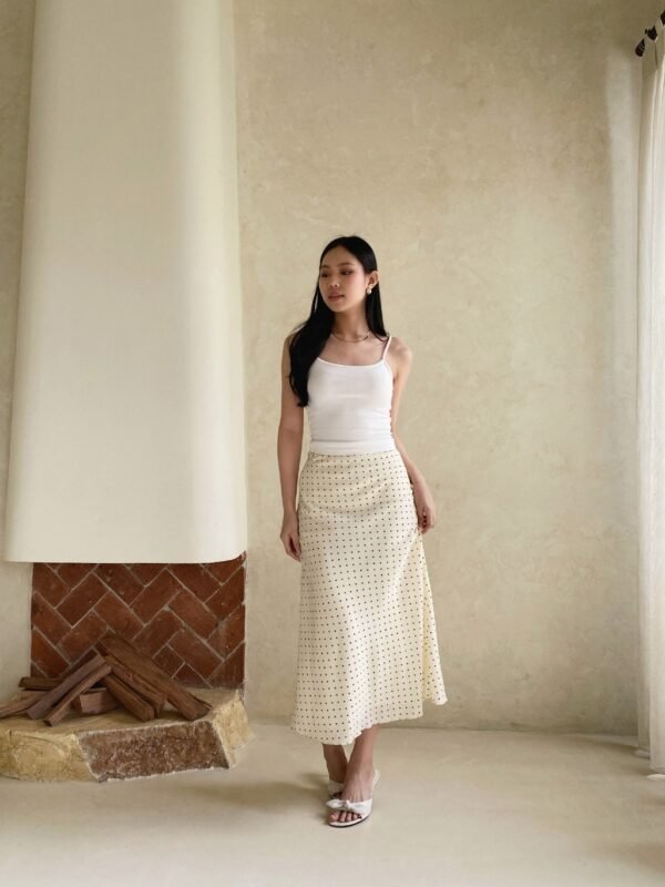 ginee_20260728231224298_6417241980.jpeg Her Official - MONROE SKIRT / Polkadot Midi Skirt