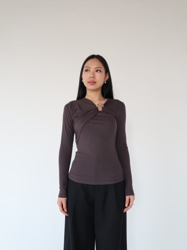 ginee_20260728231345332_9105497380.jpeg Her Official - SIENNA TOP / Long Sleeve Top
