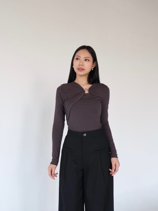 ginee_20260728231345400_7784017085.jpeg Her Official - SIENNA TOP / Long Sleeve Top
