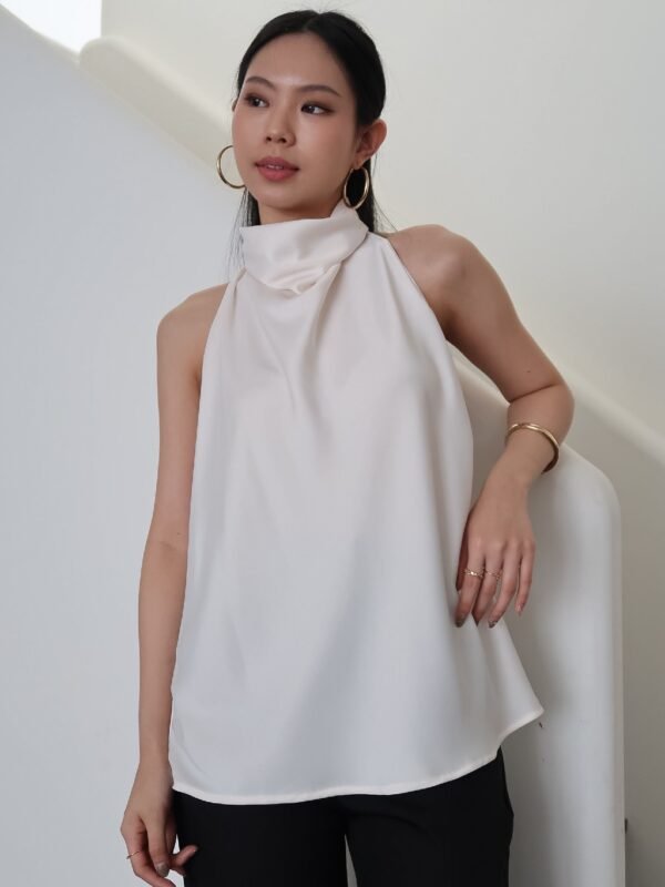 ginee_20260728232045393_9061624782.jpeg Her Official - SOLEIL TOP / Satin Top