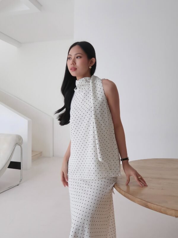 ginee_20260728234211625_5311018009.jpeg Her Official - JUDY TOP / Polkadot Top