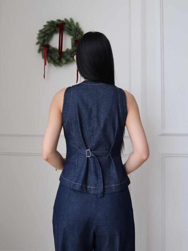 ginee_20260728235129564_7204278373.jpeg HER OFFICIAL - WARREN TOP / Denim Top