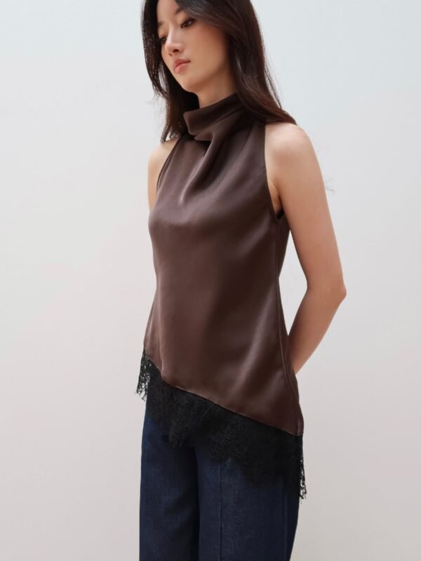 ginee_20260729013129981_5680662294.jpeg HER OFFICIAL - ANAIS TOP / Silk Lace Top