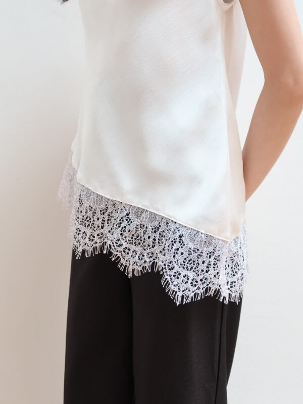 ginee_20260729013130094_2093983203.jpeg HER OFFICIAL - ANAIS TOP / Silk Lace Top