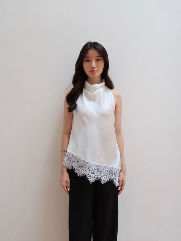 ginee_20260729013130392_6906360921.jpeg HER OFFICIAL - ANAIS TOP / Silk Lace Top