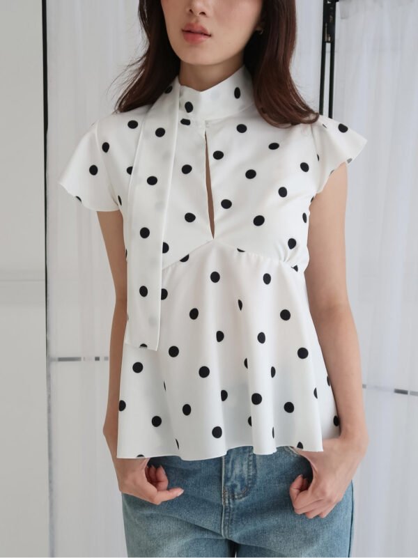 ginee_20260729013922038_4201210053.jpeg HER OFFICIAL - SOLIS TOP / Polkadot Top