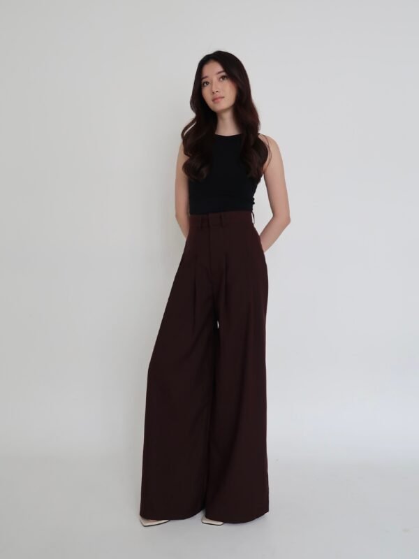 ginee_20260729232136094_7135537926.jpeg Her Official - OSLO PANTS / Wide Leg Cullote Pants