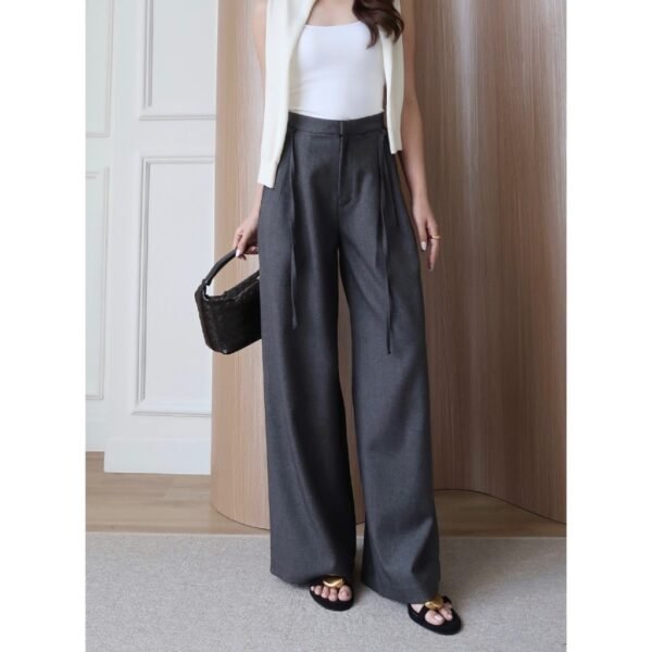 ginee_20260729233611044_5934695316.jpeg Her Official - GIGI PANTS / Highwaist Pants