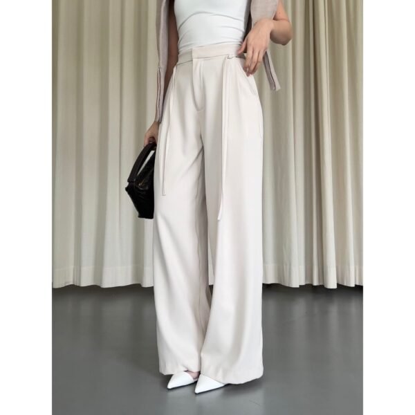ginee_20260729233611660_7101692570.jpeg Her Official - GIGI PANTS / Highwaist Pants