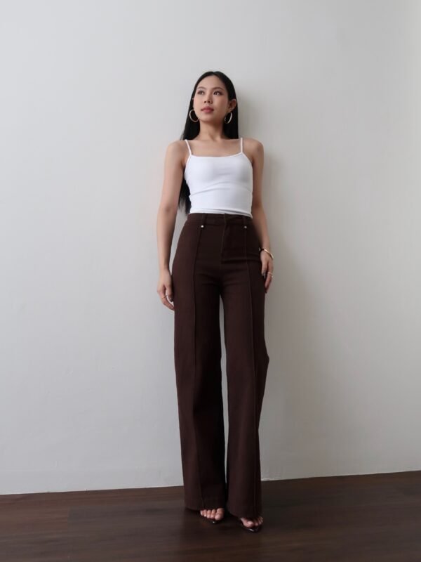 ginee_20260729234411648_0215059829.jpeg Her Official - AVERY JEANS / Straight Jeans
