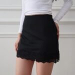 ginee_20260730003117674_4447809201.jpeg HER OFFICIAL - ANNIKA SKORT / Lace Skort