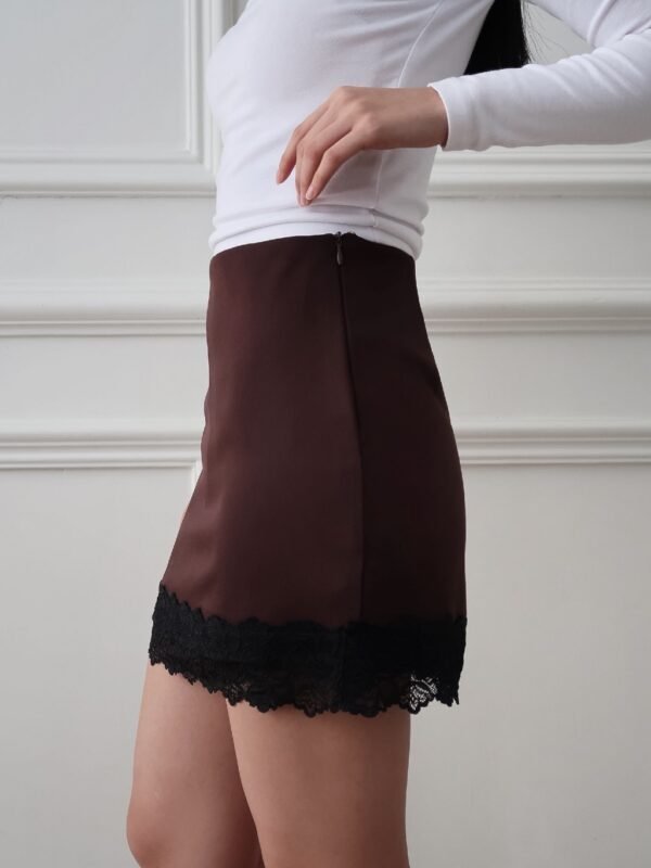 ginee_20260730003117850_7318141682.jpeg HER OFFICIAL - ANNIKA SKORT / Lace Skort