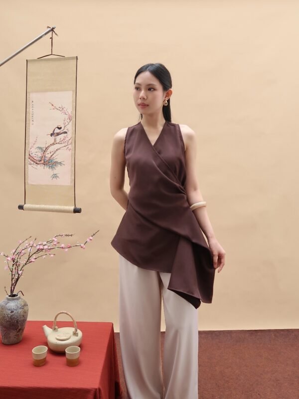 HER OFFICIAL - MEI TOP / Drape Top