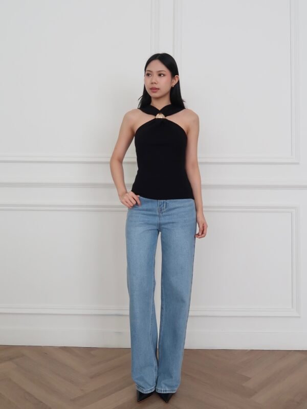 ginee_20260801164354077_7353713046.jpeg DEVON HALTER KNIT TOP
